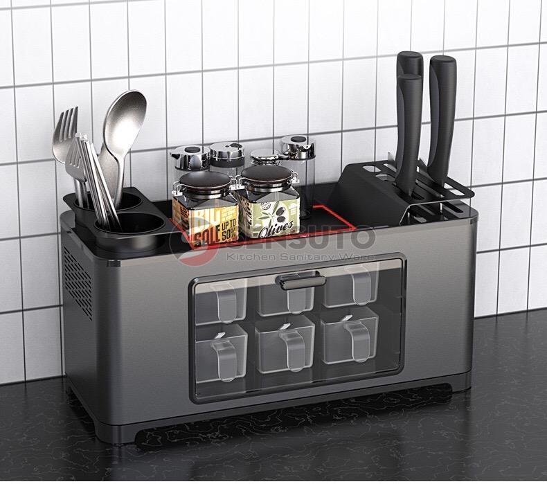 90129E62-91E9-49C6-8914-394ED4570052