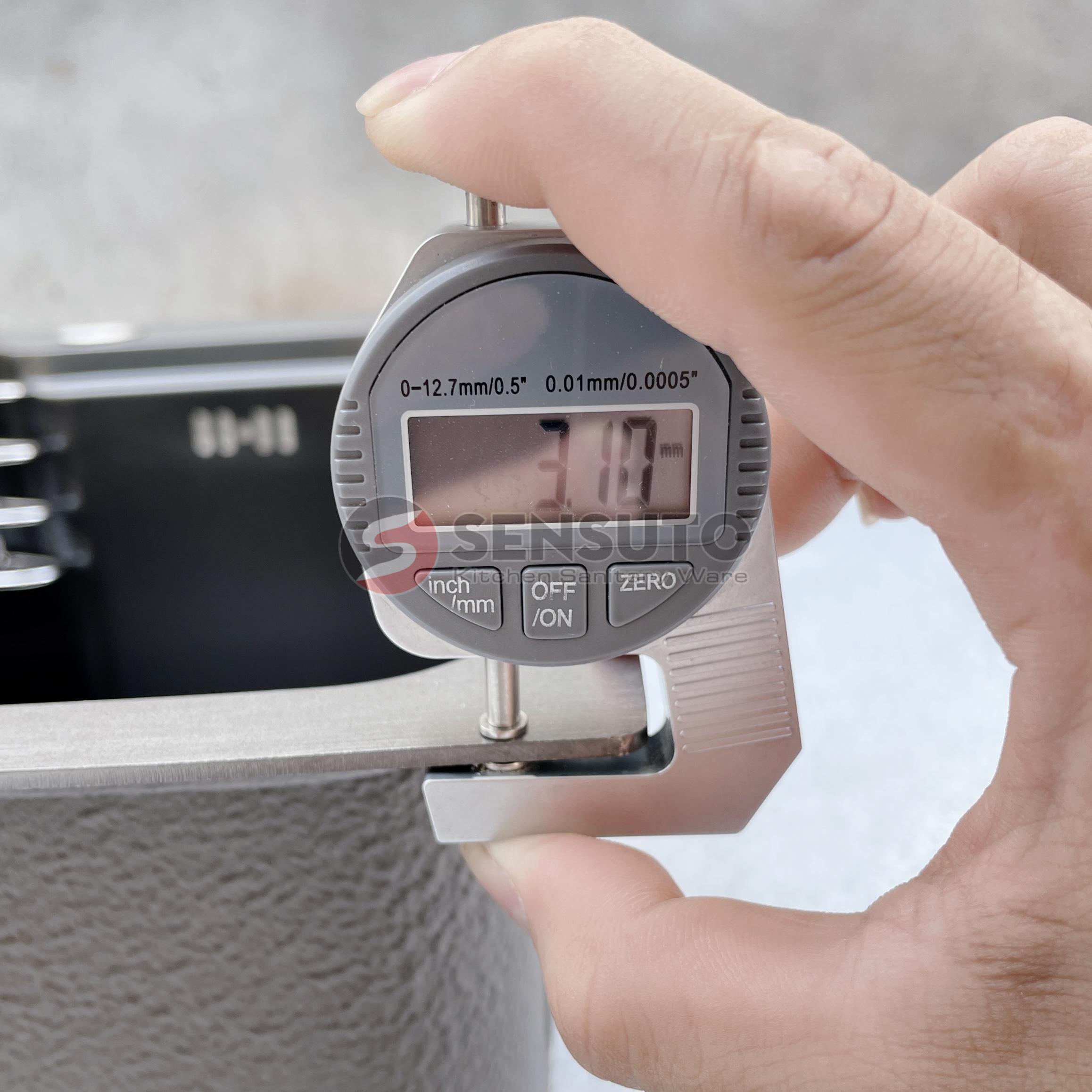 2421BBEF-4F70-45A9-885D-E07DE4C321F1