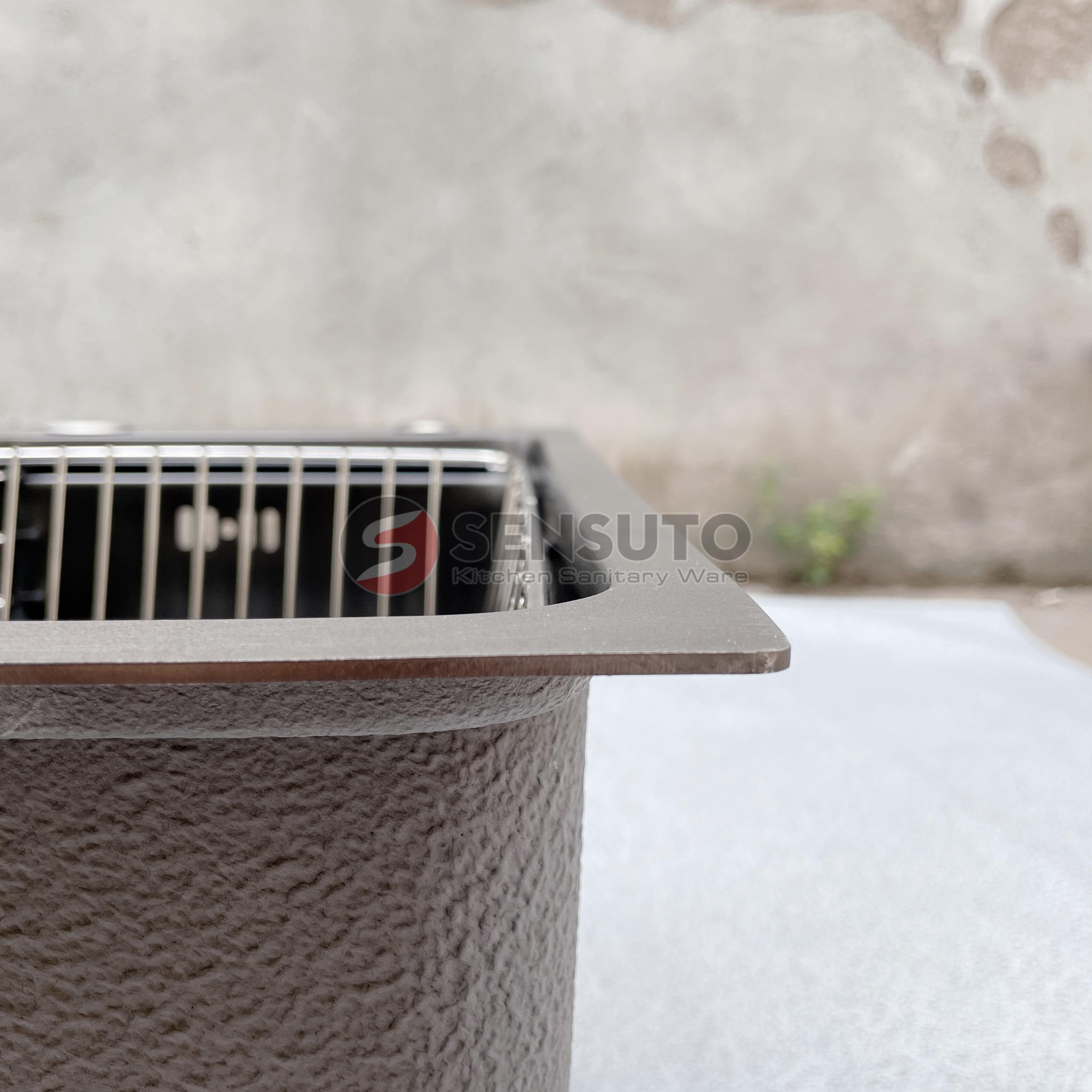 F8406213-73DF-4BC8-A270-954BC4AB3952